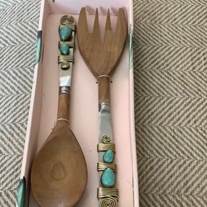 Wood serving set with stone accents